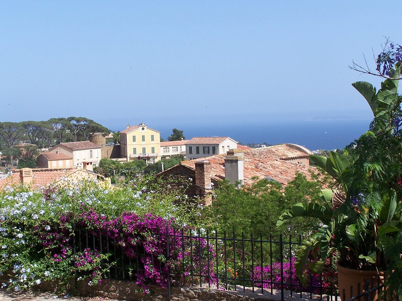 Illustration de l'article : Bien choisir son logement de vacances à Bormes-les-Mimosas