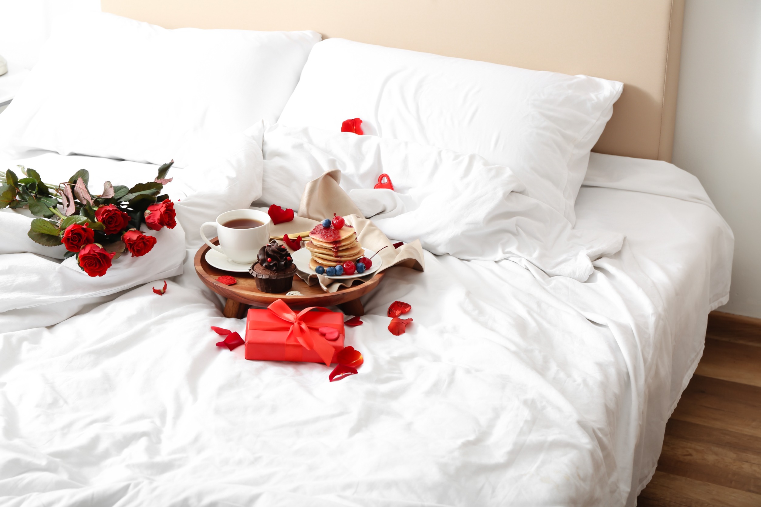 Weekend romantique à Paris : pour quelles occasions opter pour une love room ?
