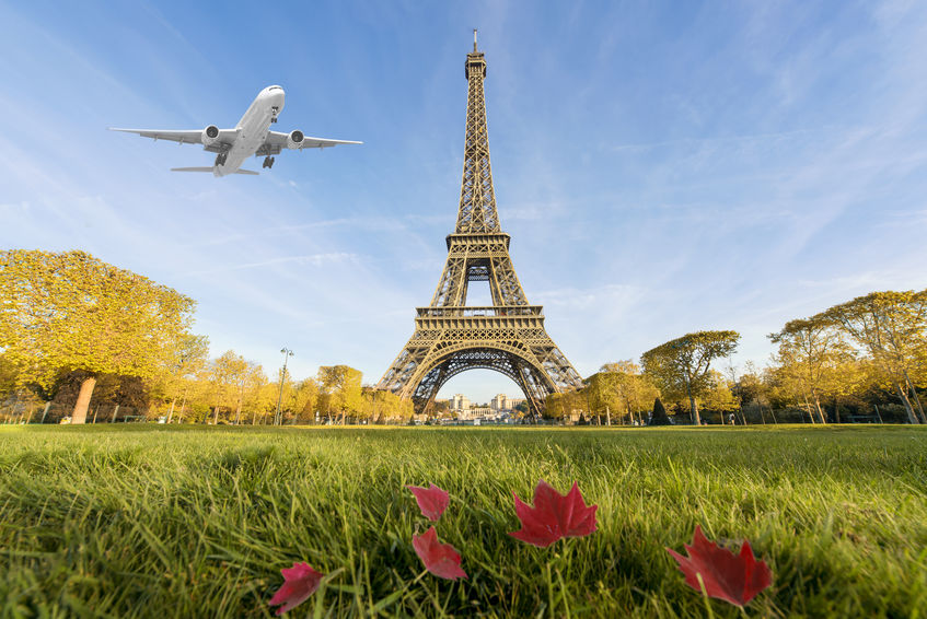 Premier vol vers la France : comment se préparer au mieux ?