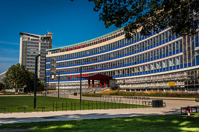 Unistra