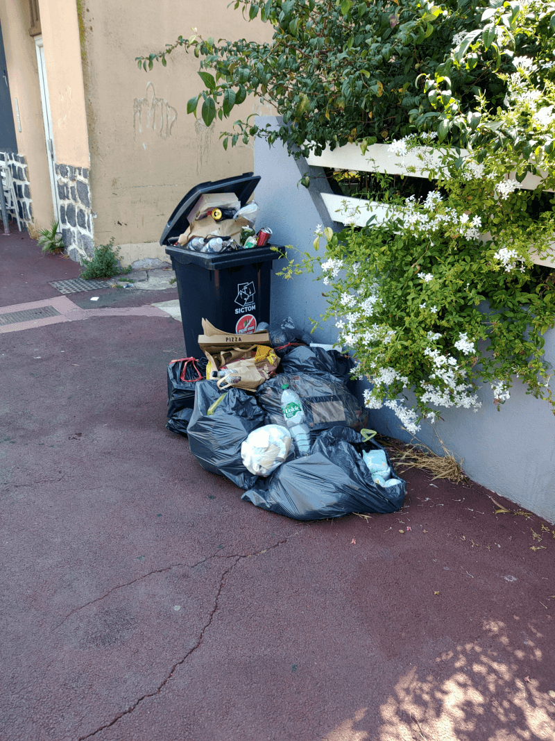 signalement à Agde