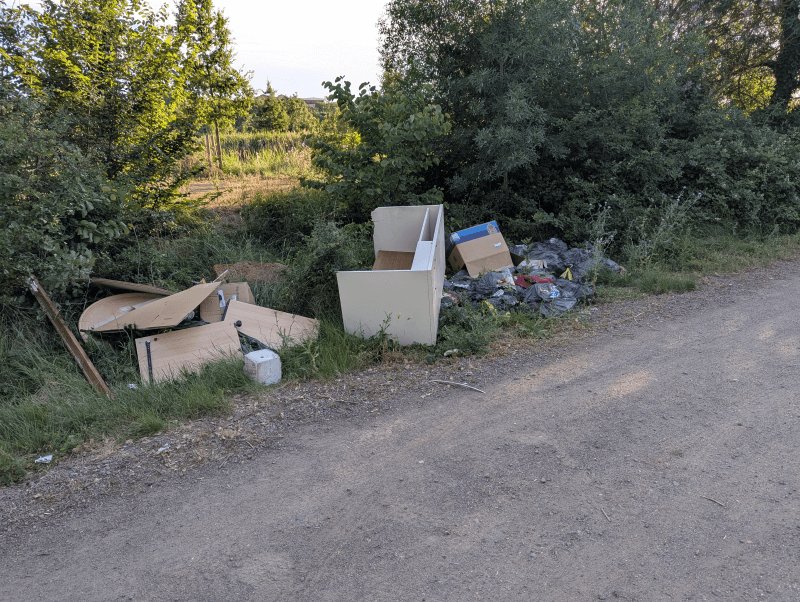 Dépôt sauvage, Chemin Pontmartin, Agde