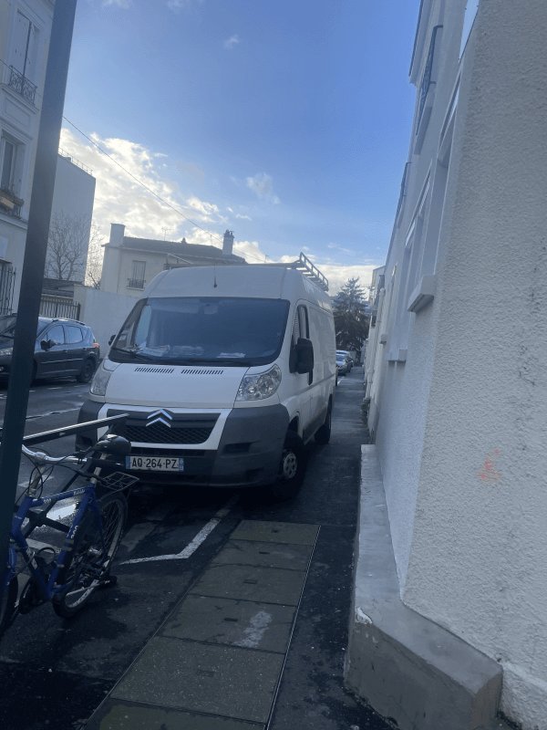 Autre, 6 Rue Pierre Leroux, Alfortville