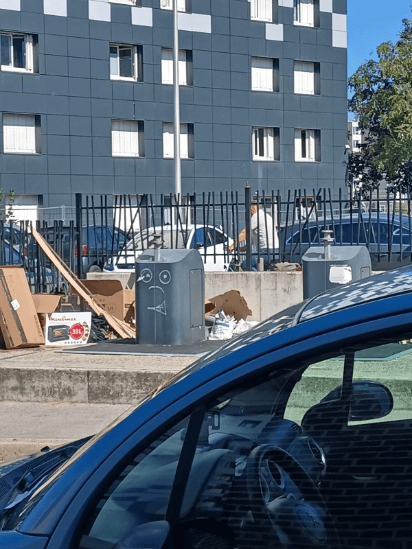 Dépôt sauvage, 1 Impasse Legris, Amiens