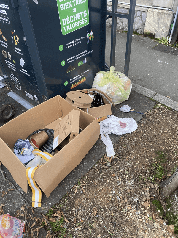 Signalement à Angers