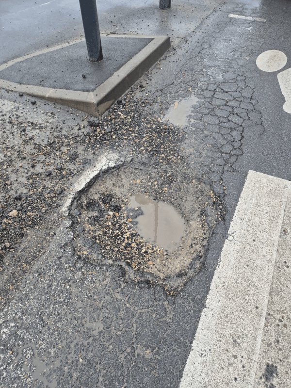 Voirie, éclairage, 3 Quai Adrien Agnés, Aubervilliers