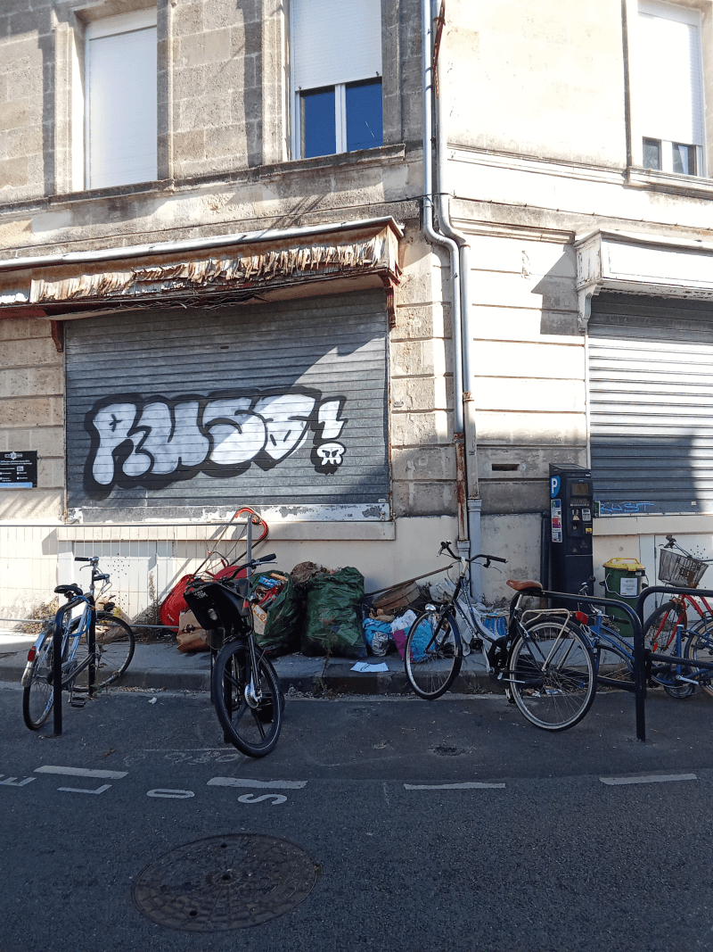 Signalement à Bordeaux