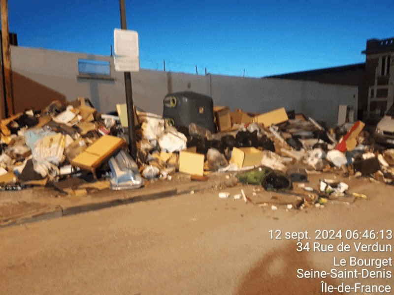 Dépôt sauvage, Rue de Verdun, Le Bourget