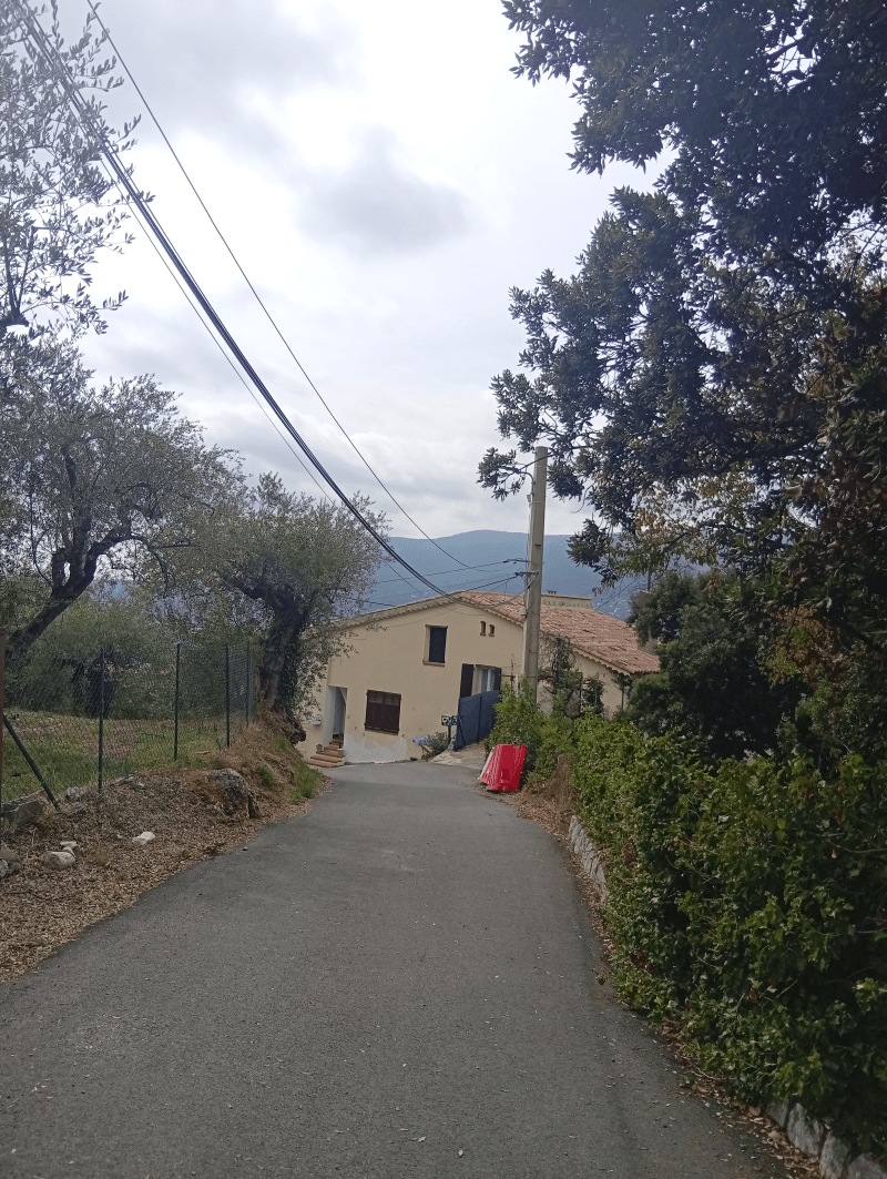 signalement à Castagniers