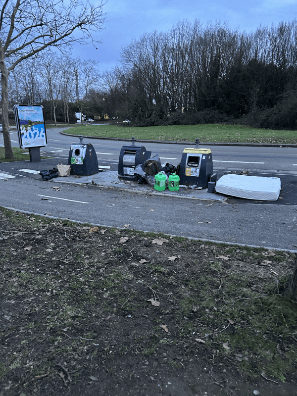 Signalement à Cergy