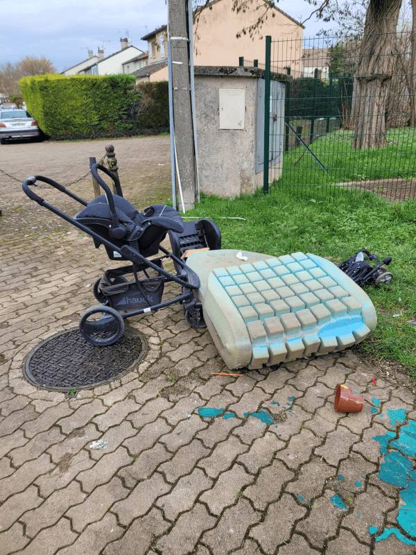 Signalement à Châlons-en-Champagne