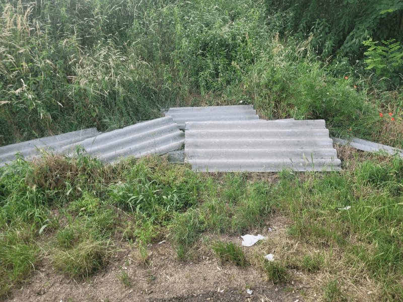 Dépôt sauvage, 941 Loire, La Chaussée-Saint-Victor