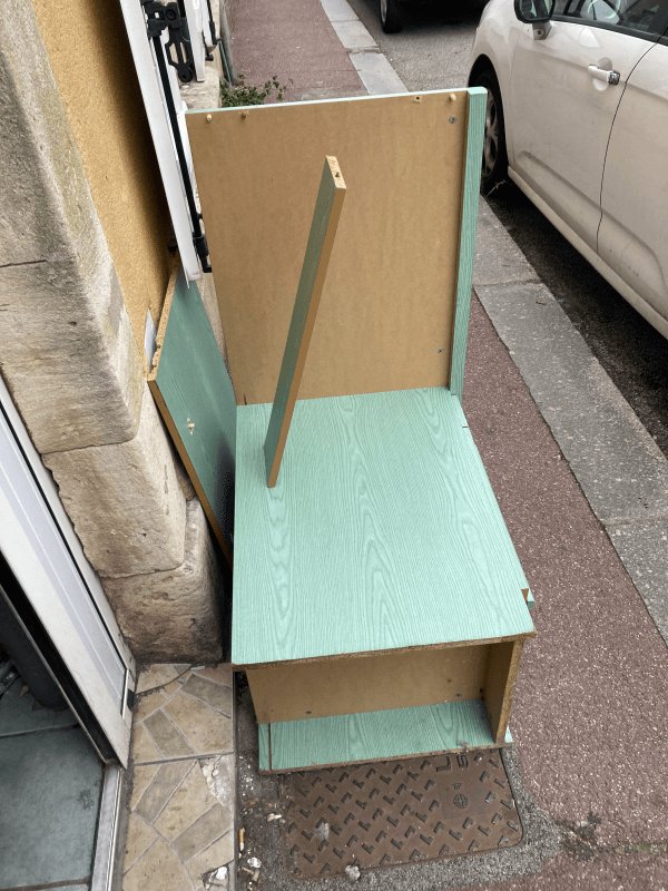 Dépôt sauvage, 12 Rue Asselin, Cherbourg-en-Cotentin : avant