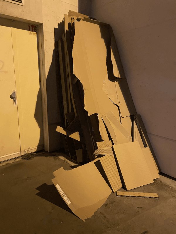 Dépôt sauvage, 6 Rue Félix Faure, Colombes
