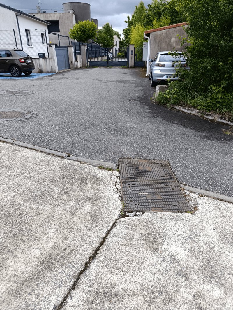 Voirie, éclairage, 20 bis Chemin du Garroussal, Colomiers