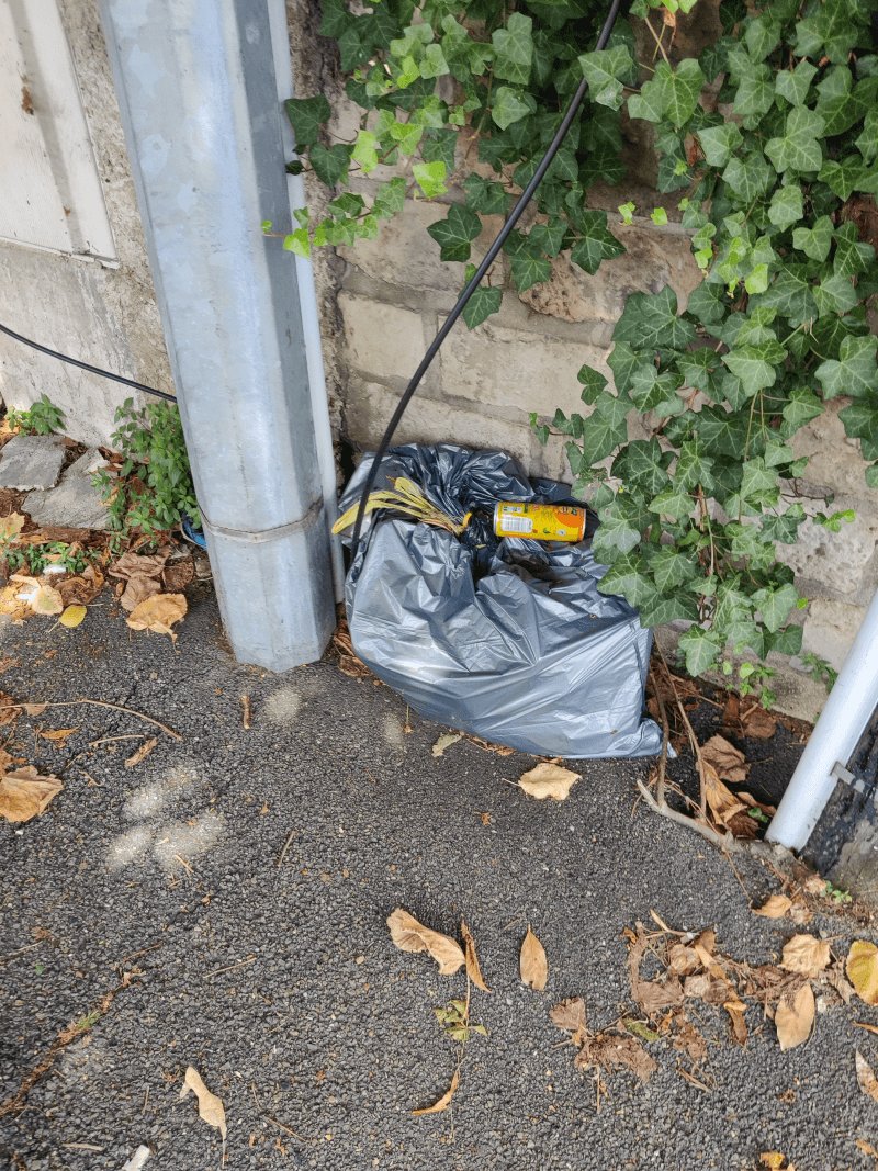 Dépôt sauvage, 61 Boulevard Troussel, Conflans-Sainte-Honorine