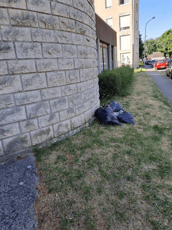 signalement à Creil