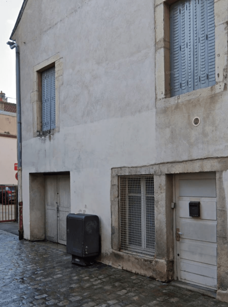 Signalement à Dijon