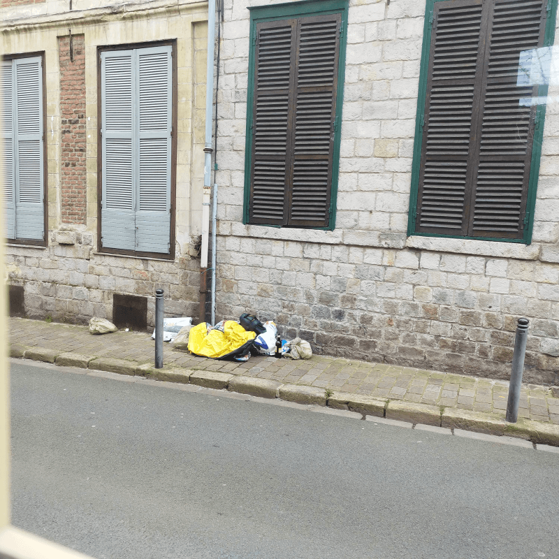 Signalement à Douai