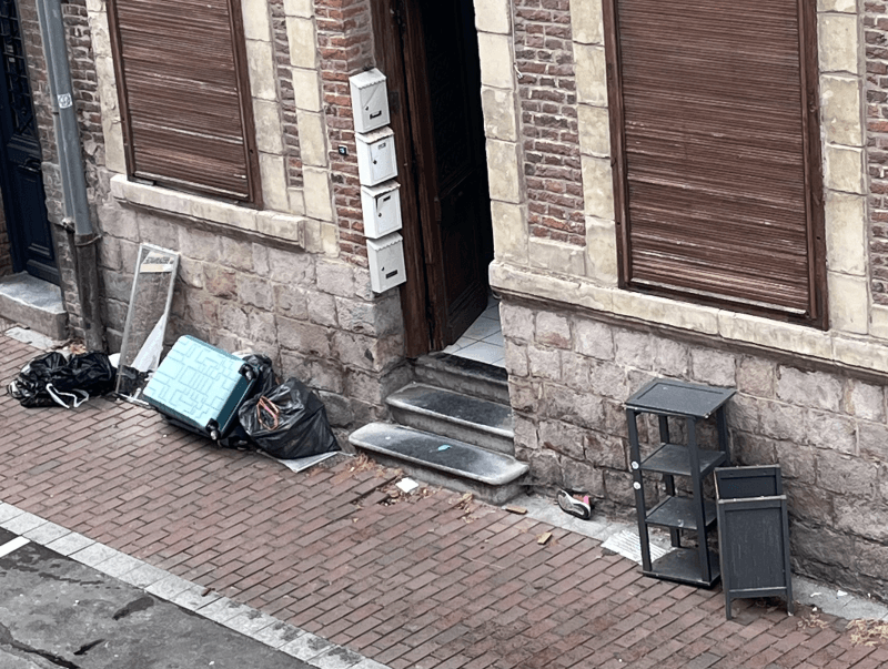 signalement à Douai