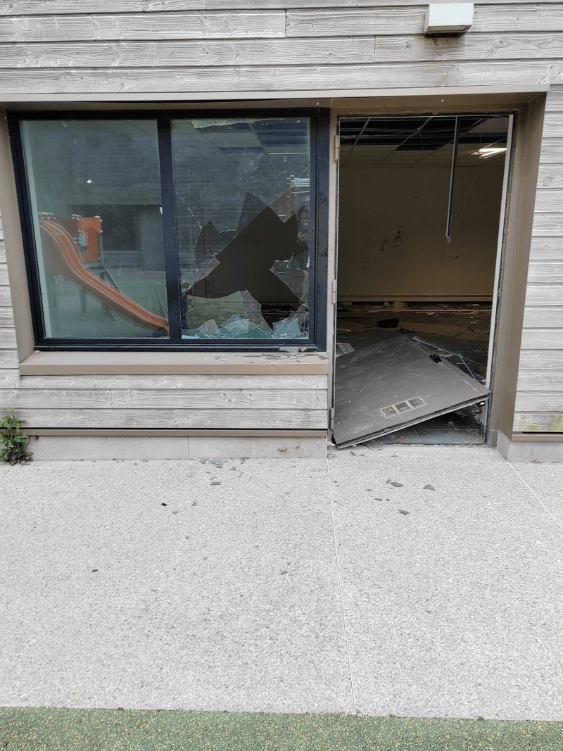 Dépôt sauvage, 10 Avenue du Chemin Vert, Gonfreville-l'Orcher