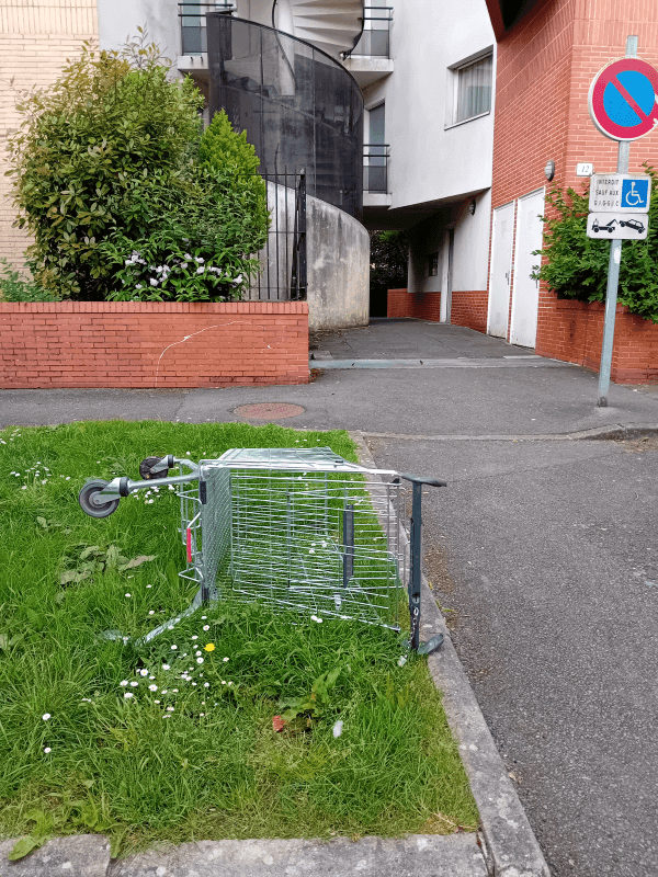 Signalement à Les Ulis