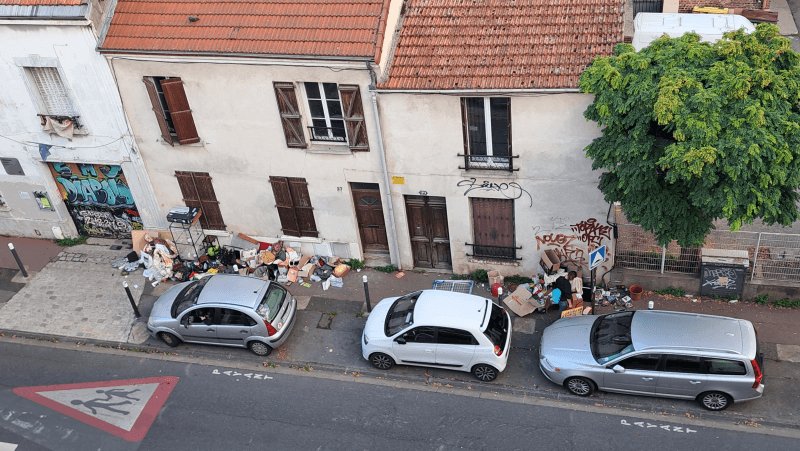 Dépôt sauvage, 27 Rue de Vincennes, Montreuil