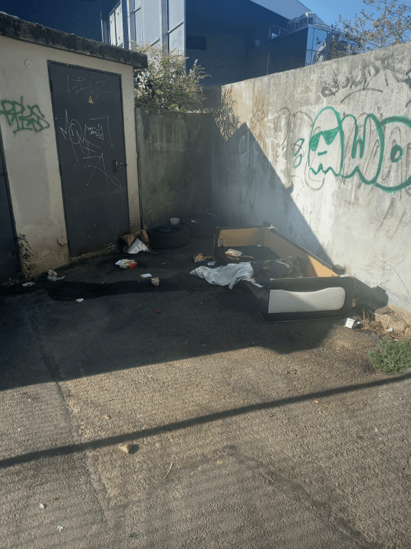 signalement à Montreuil
