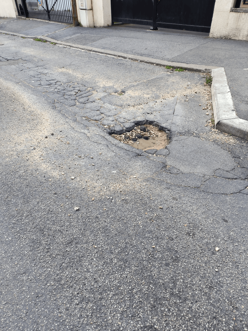 signalement à Montreuil