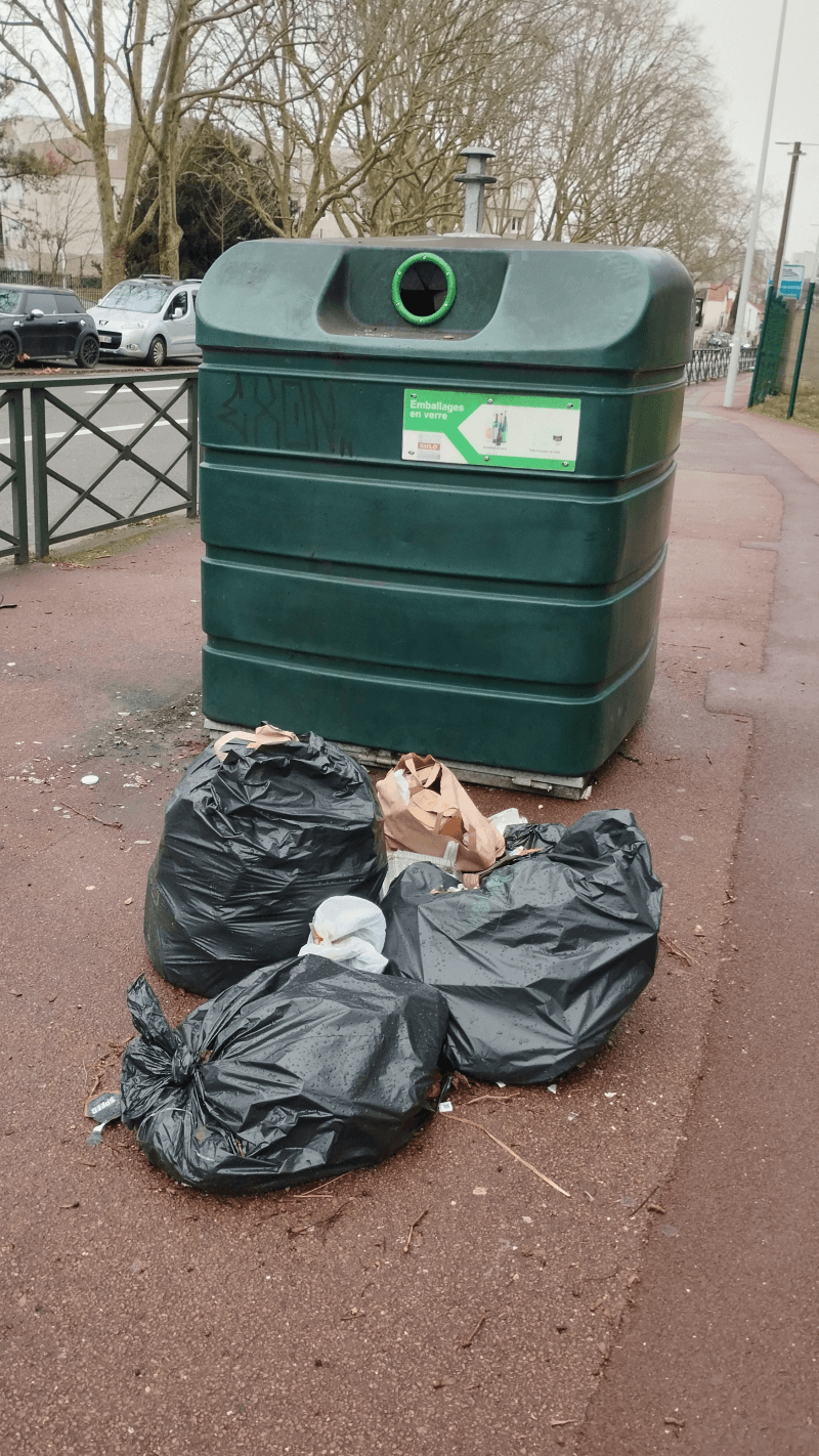 Signalement à Nanterre