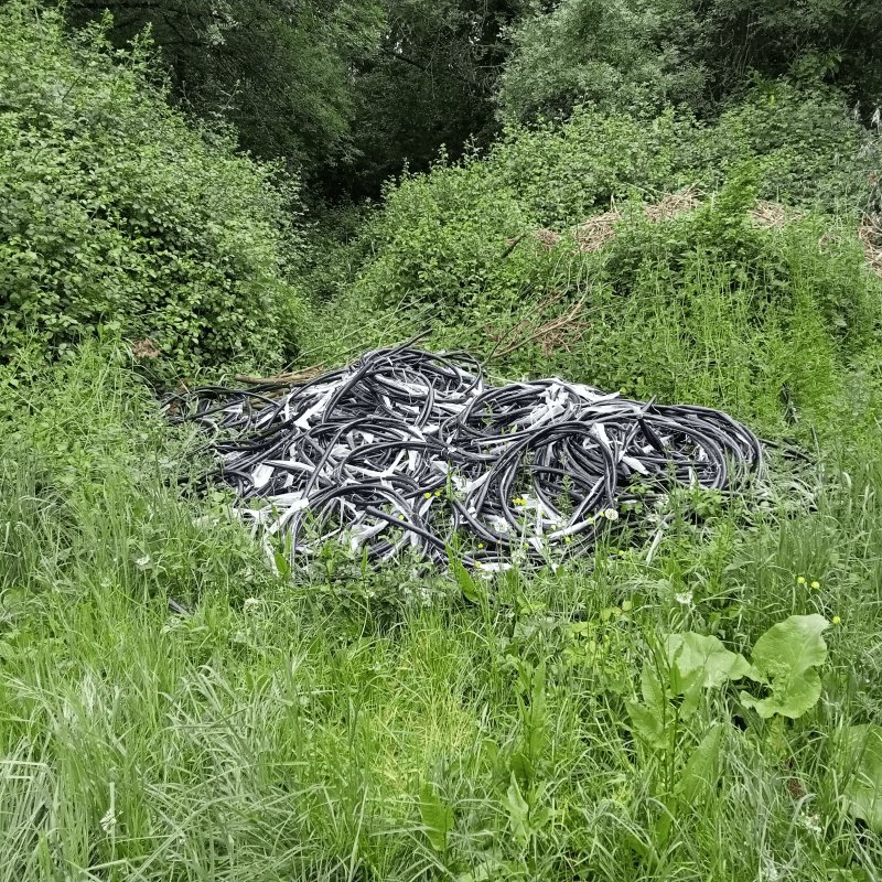 Dépôt sauvage, D 751c, Oudon