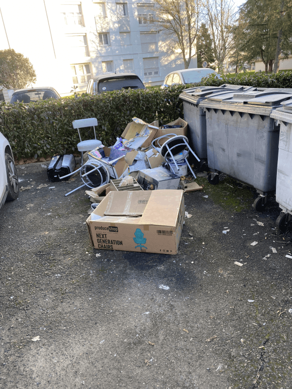 signalement à Poitiers
