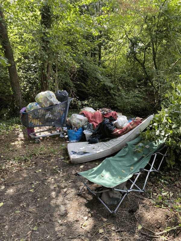 Dépôt sauvage, 56 Chemin du Pont-Biot, La Roche-sur-Yon