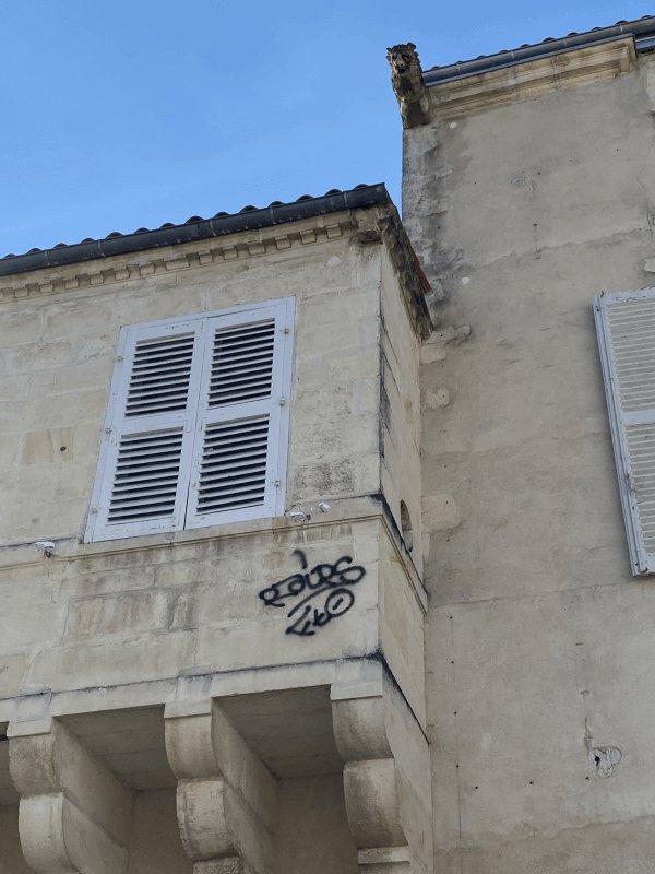 Tag, affiche, 19 Rue Bazoges, La Rochelle
