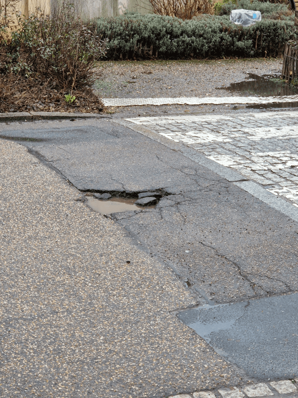 Signalement à Rueil-Malmaison