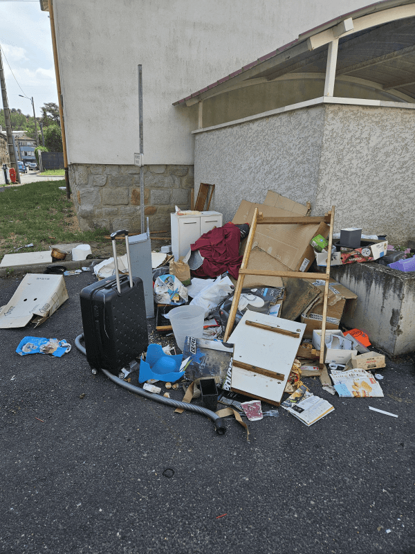 signalement à Saint-Étienne