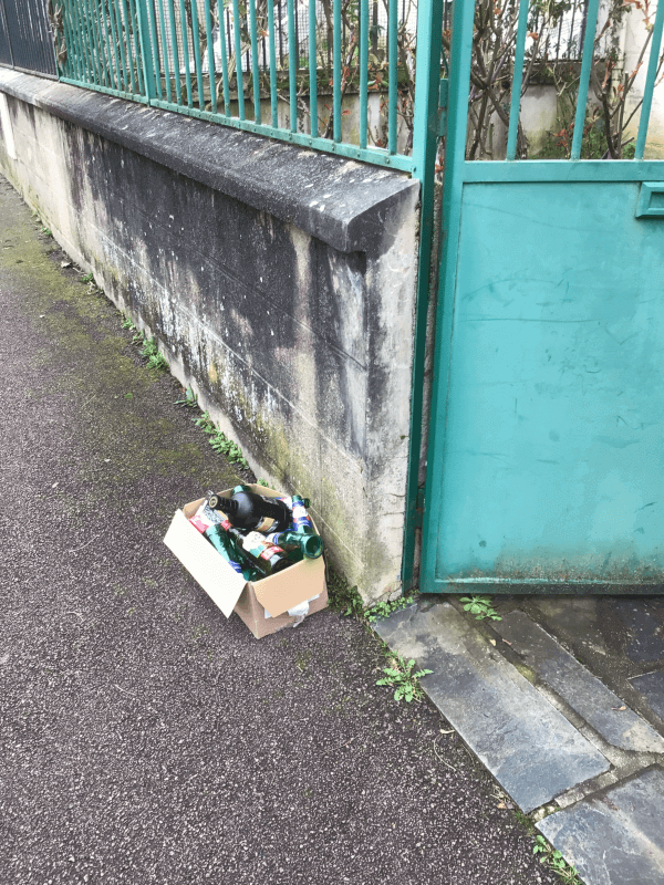 Signalement à Sens