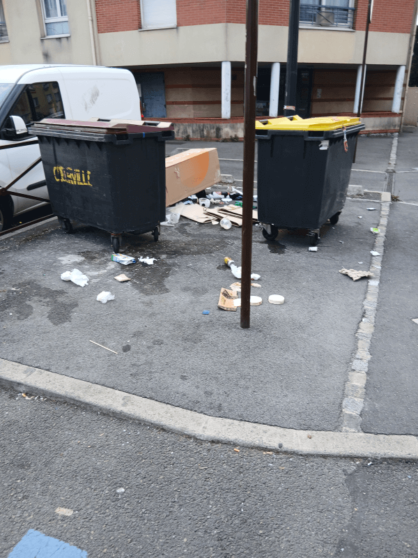 signalement à Stains