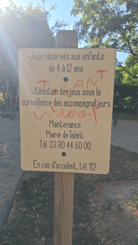 Tag, affiche, 10 Allée du Bareuzai, Talant
