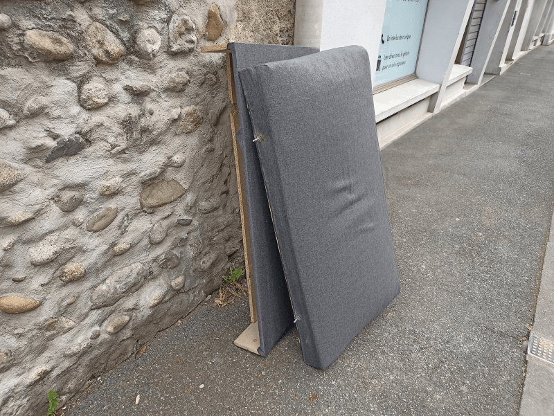 Signalement à Tarbes