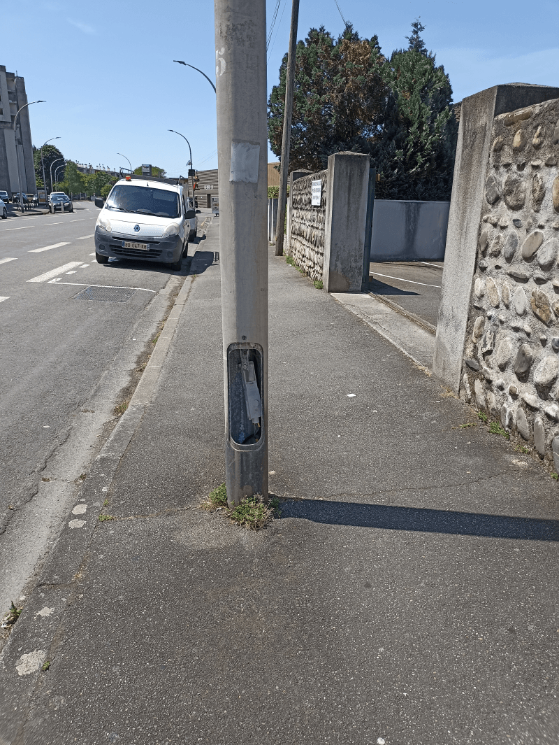 Signalement à Tarbes