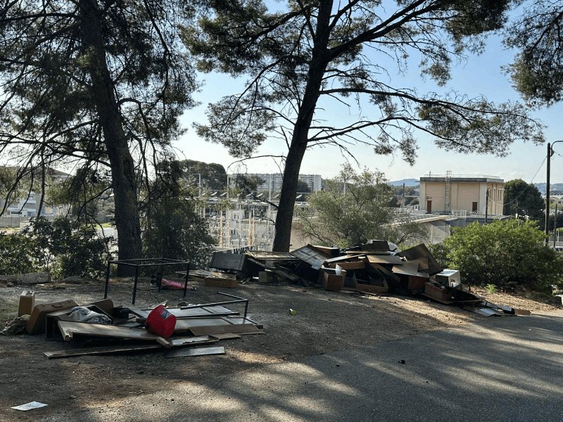 Dépôt sauvage, 631 Chemin Belle Visto, Toulon