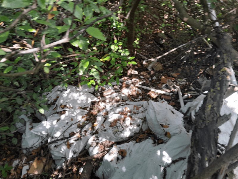 Dépôt sauvage, 627 Chemin de l' Uba 83200, Toulon