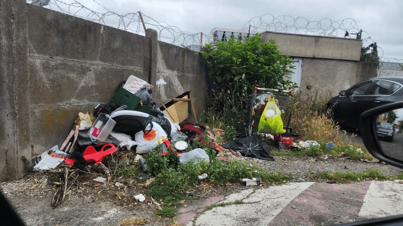 Dépôt sauvage, Rue Muratet, Toulouse