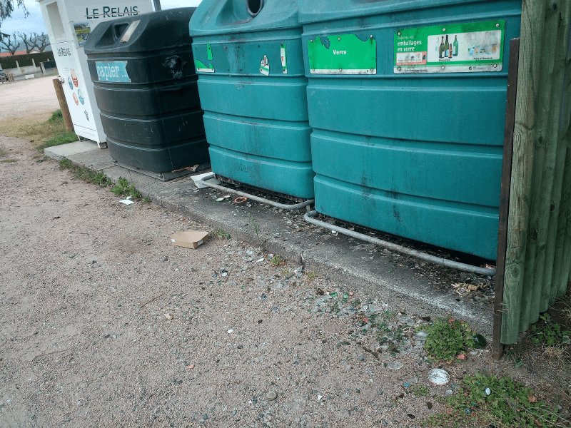 Propreté, 3 Rue des Petits Creux, Vic-le-Comte