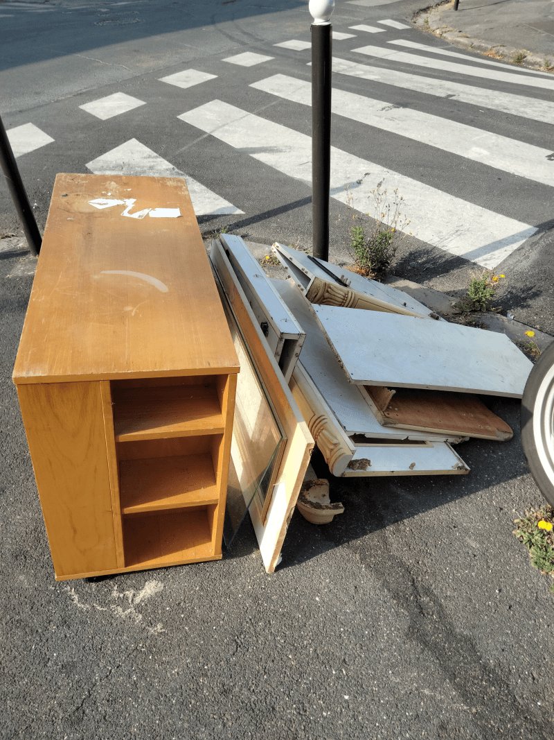 Dépôt sauvage, 106 Rue Talma, Vitry-sur-Seine