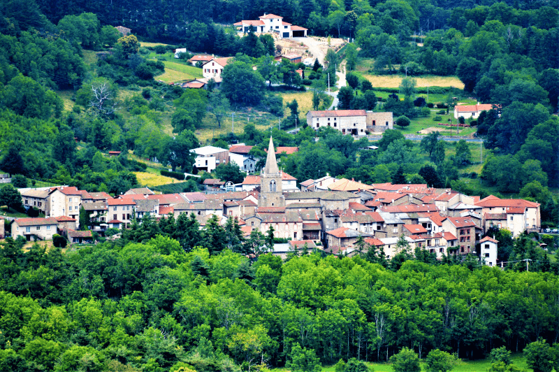 De la route allant à Saint Jean la Vêtre 